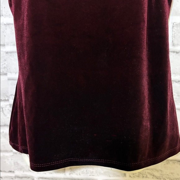 Suzy Shier Deep Red burgundy Velvet tank Top, small - Picture 3 of 6